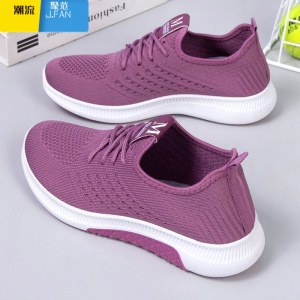 聚范2020新款女软底休闲妈妈鞋透气时尚运动鞋平底单鞋