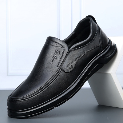 男士真皮休闲皮鞋一脚蹬软底防滑透气男鞋2026新款潮流百搭乐福鞋