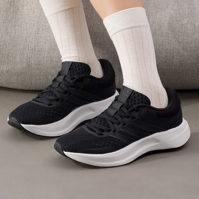 阿迪达斯(adidas)女鞋新款TREADMOVE缓震运动鞋轻便透气跑步鞋JQ6404 ZP