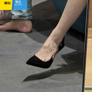 聚范欧美新款尖头高跟鞋女细跟性感水钻一字扣带包头凉鞋后空单鞋