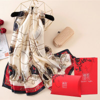 林檎抖音同款丝巾送女友送妈小礼品母亲生日送闺蜜女生生日礼品礼盒包装送女朋友老婆生日礼物送女朋友老婆情人节七夕生日礼物