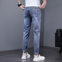 香港青年牛仔裤男士厚款2025秋冬新款修身百搭弹力休闲长裤男款潮