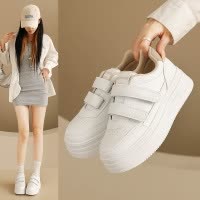 2026小白鞋春季新款韩版ins女学生休闲运动魔术贴板鞋街拍