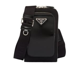 普拉达(PRADA)男士多功能拉链徽标手机包轻便斜挎迷你潮酷收纳包 黑色
