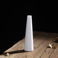 简约西餐厅陶瓷花瓶摆件 日式小清新办公室桌面单枝玫瑰艺术花瓶 三维工匠 折纸+1枝红色朱丽叶玫瑰绢花[套装]