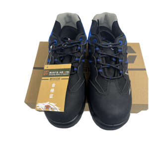 雷马 优质牛巴甩纹超纤耐磨反绒鞋 760 35-46 双