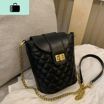 小包包女包2020春夏新款潮韩版百搭斜挎包时尚洋气链条菱格水桶包NEW LAKE女斜挎包