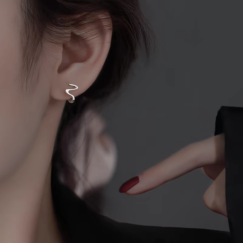s925纯银耳钉女波浪耳扣2025年新款潮耳扣小众设计感简约通勤耳饰送女朋友老婆情人节七夕生日礼物
