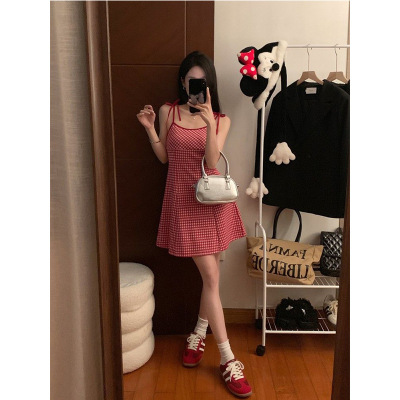 甜辣妹撞色格子吊带裙女装早春夏季减龄修身A字裙连衣裙短裙