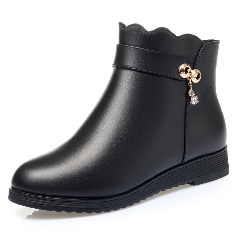 黑色大码秋冬季妈妈鞋棉鞋女中年加绒短靴中老年舒适保暖女鞋