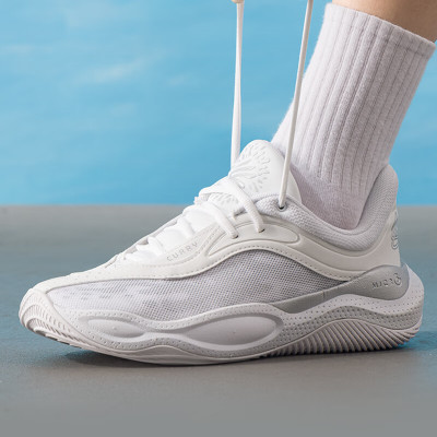 安德玛(Under Armour)男女鞋新款篮球鞋实战训练比赛运动鞋3028460-100 ZP