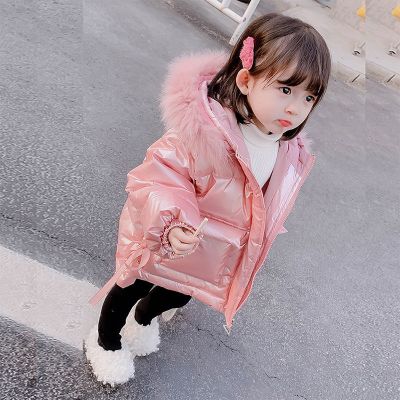 棉袄中童女