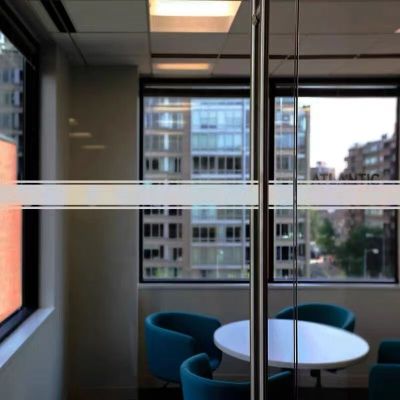 玻璃门防撞提示贴厨房家用公司办公室玻璃磨砂腰线条静电吸附贴纸 磨砂-简约 120cm*12cm