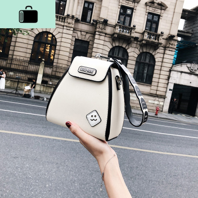 ins超火夏天小包包2020新款潮韩版手提卡通百搭单肩斜挎水桶女包NEW LAKE女手包