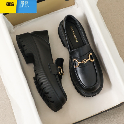 聚范厚底小皮鞋女2024新款软底高级感单鞋英伦增高乐福鞋大码女鞋