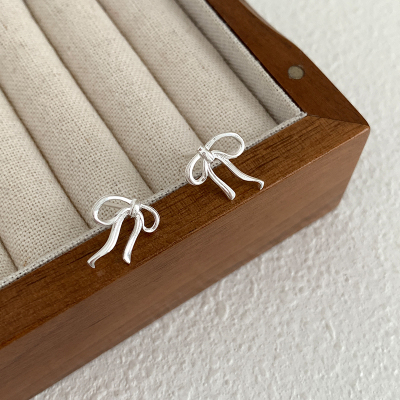 S925纯芭蕾蝴蝶结飘带耳钉女温柔简约耳环日韩仙气配饰耳饰潮送女朋友老婆情人节七夕生日礼物