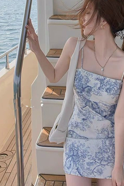 吊带连衣裙赫本风气质小裙子女夏装性感包臀裙半身裙短裙A字裙子