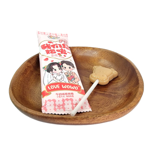 喔喔牛奶味扁棒棒糖散装250g我们结婚啦Love婚庆喜糖休闲零食品