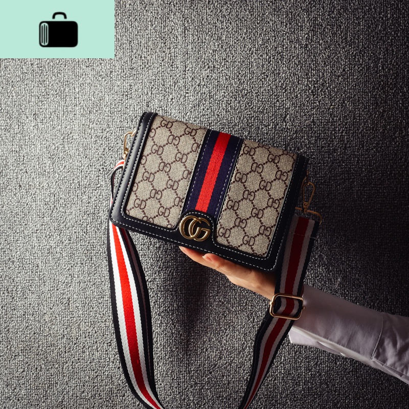 包包女2020新款韩版ins时尚百搭单肩手机包流行复古宽带斜挎包潮NEW LAKE女斜挎包