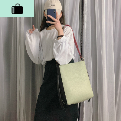 包包女2020新款潮韩版百搭斜挎单肩包大容量水桶包时尚学生手提包NEW LAKE 牛油果绿带小包女斜挎包