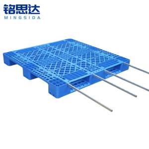 铭思达塑料托盘1.3*1.3米+四钢个