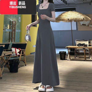 YIBUSHENG2024新款法式茶歇方领灰色连衣裙子季女装显瘦包臀穿搭针织长裙