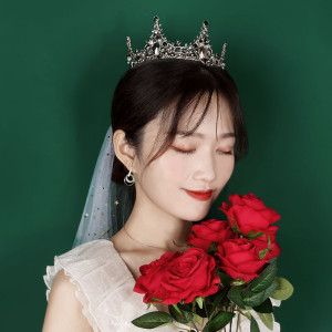 林檎十八岁成人女生实用惊喜走心送女友生日闺蜜女朋友情人节创意礼品12岁小女孩可爱圣诞节LY89婋 巴洛克皇冠+led送女 默认颜色