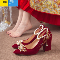 聚范尖头粗跟结婚鞋子2024年新款中式秀禾敬酒服可穿红色新娘鞋女孕妇
