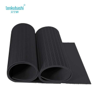 天空桥 绝缘胶皮 黑色条纹8mm*1m*5m 卷