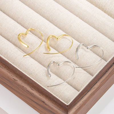 s925银针爱心耳环女简约小众设计感精致冷淡风耳钩轻奢显脸瘦耳饰送女朋友老婆情人节七夕生日礼物