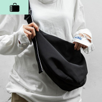 斜挎包男胸包日系休闲单肩差包男士ins潮流饺子包女包男背包NEW LAKE 黑色男士单肩包