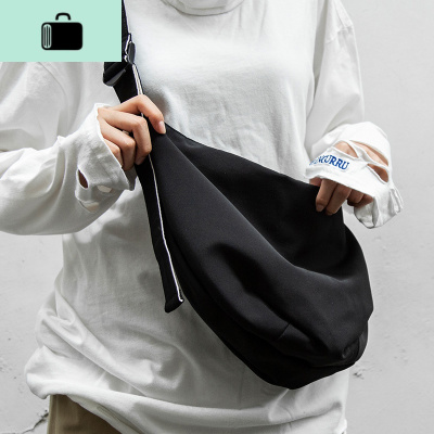 斜挎包男胸包日系休闲单肩差包男士ins潮流饺子包女包男背包NEW LAKE 黑色男士单肩包