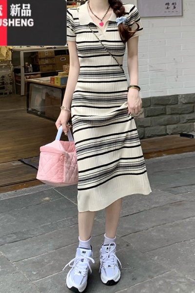 YIBUSHENG条纹polo领针织连衣裙女春季2024新款设计感小众韩系温柔气质裙子