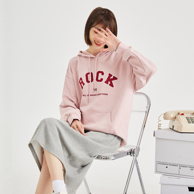 [3件8.5折101.9元,叠加优惠券]唐狮秋冬季卫衣女新款前胸复古字母学院风连帽套头上衣ins