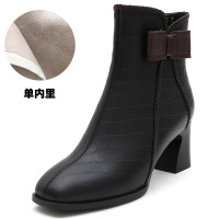 秋冬季新款粗跟中筒靴子女加绒棉鞋中跟尖头小短靴复古真皮鞋