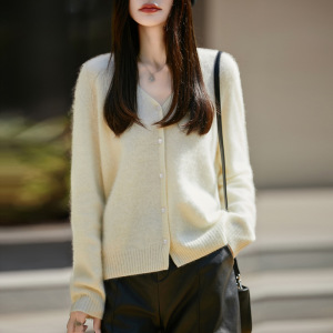 春秋韩版V领羊毛开衫女宽松软糯短款毛衣外套拉毛长袖上衣针织衫