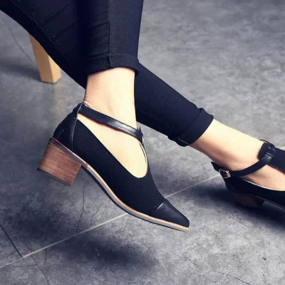 2018春款英伦学院风低跟粗跟单鞋复古丁字式扣带小皮鞋