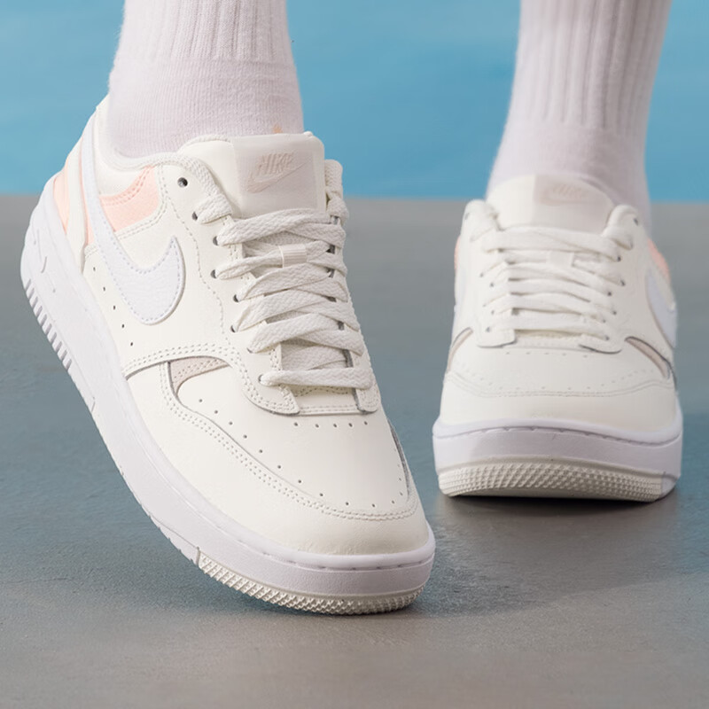 耐克(NIKE)女鞋新款时尚潮流户外休闲鞋耐磨透气低帮休闲鞋板鞋DX9176-120 ZP