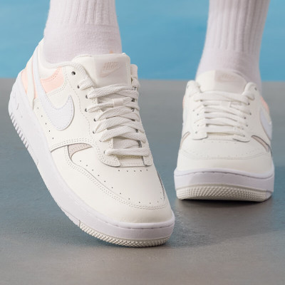 耐克(NIKE)女鞋新款时尚潮流户外休闲鞋耐磨透气低帮休闲鞋板鞋DX9176-120 ZP