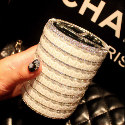 笔筒可爱韩国时尚创意多功能办公用品个性镶钻定制水钻摆件三维工匠蓝粉