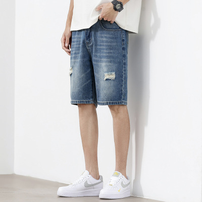 街头潮牌水洗破洞牛仔中裤男士浅蓝宽松直筒五分休闲短裤男5分