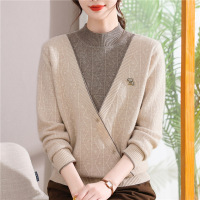 冬季新款妈妈上衣轻薄加绒中老年人保暖小衫加厚中年假两件针织衫