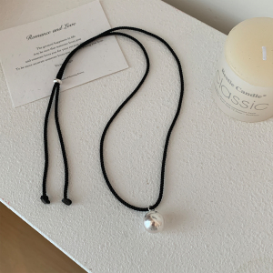 s925纯银圆珠黑绳项链轻奢高级感韩系时髦毛衣链女款秋冬配饰送女朋友老婆情人节七夕生日礼物 S925纯银圆珠黑绳项链