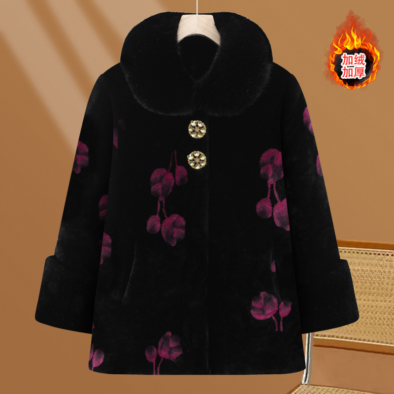 新款金丝绒奶奶装保暖大衣冬装衣服老年女装加绒加厚保暖40-60岁