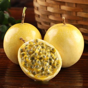 [西沛生鲜]精品黄金百香果 百香果西番莲鸡蛋果 送开果器 净重2.5斤 果王 单果90g+ 新鲜采摘