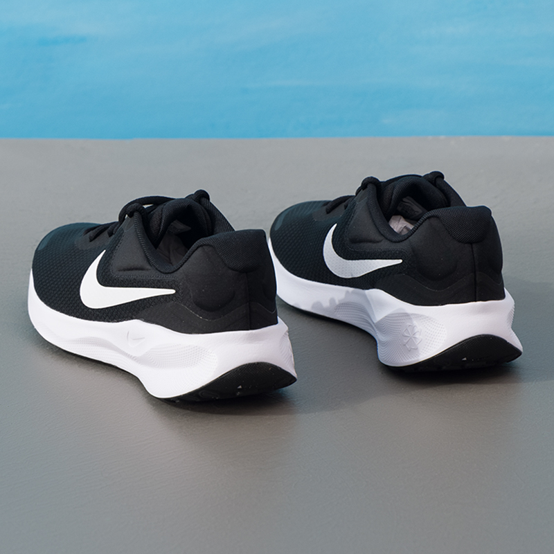 耐克鞋跑步鞋REVOLUTIONSB7/24男鞋四季款FB2207-001