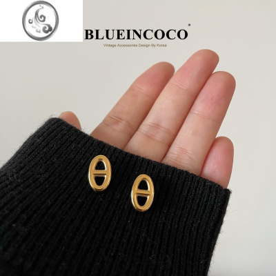 JiMi上新8折复古法式ins冷淡风小众设计简约镂空日字耳钉女猪鼻子耳钉