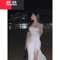 YIBUSHENG纯欲辣妹红色雪纺吊带连衣裙女不规则荷叶边性感开叉海边度假长裙