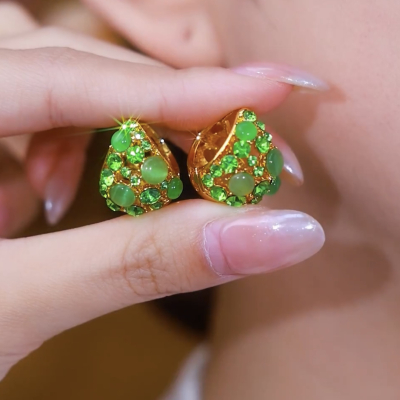 绿色猫眼石耳环2025新款高级感轻奢气质显白耳环时尚大气耳饰送女朋友老婆情人节七夕生日礼物