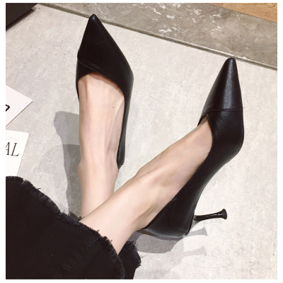 七色王国法式小高跟鞋女2020年新款秋季皮细跟百搭尖头中跟职业黑色单鞋休闲鞋